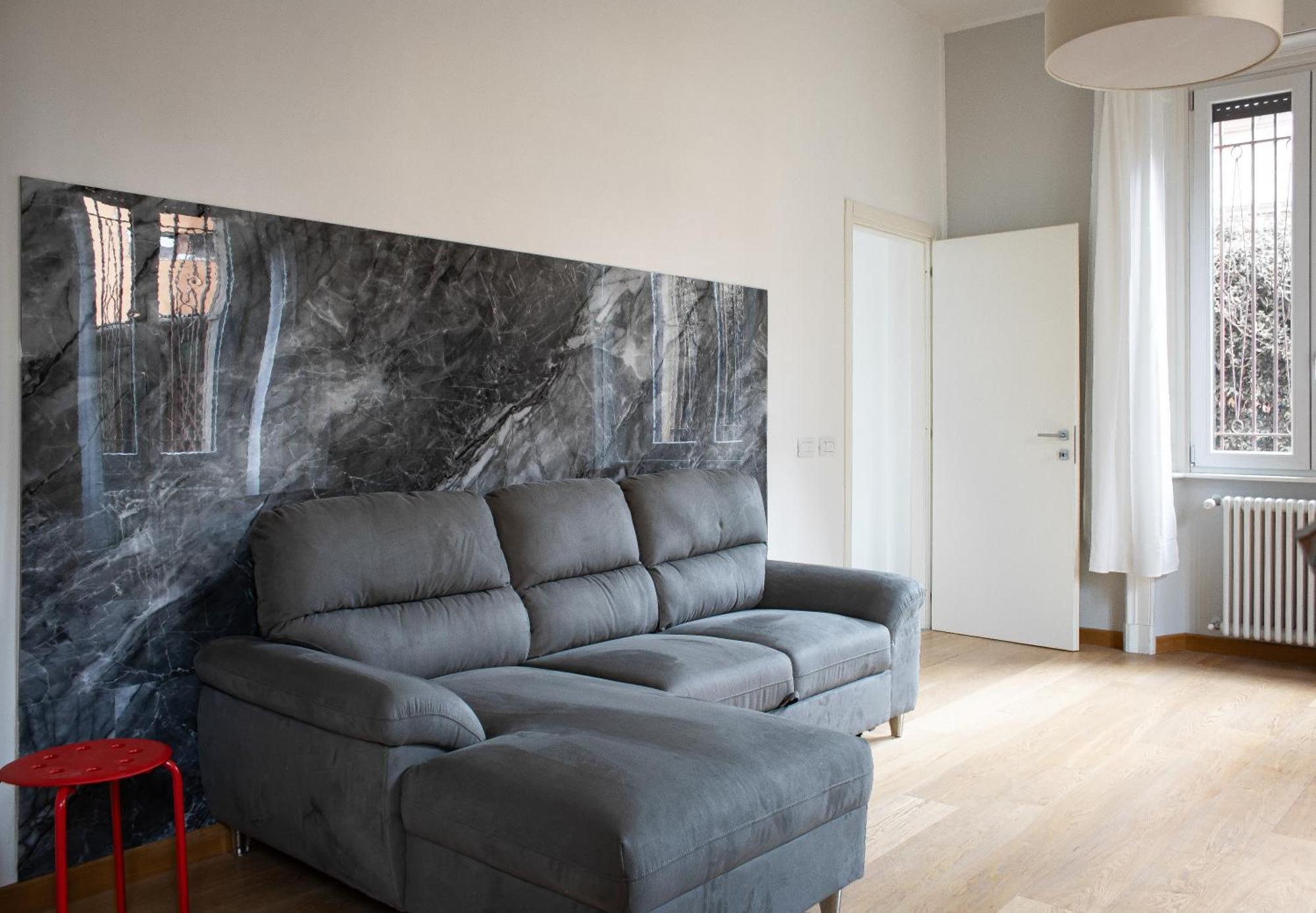 Rrrapido Holy Suites And Rooms - Via Sardegna ميلان المظهر الخارجي الصورة